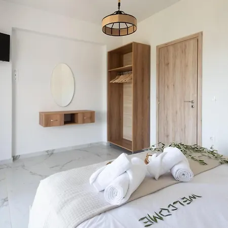 Three Charites Resort Gialova Exterior photo